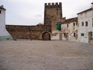 Castillo de Buol, plaza de Armas