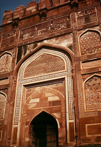 El Fuerte Rojo