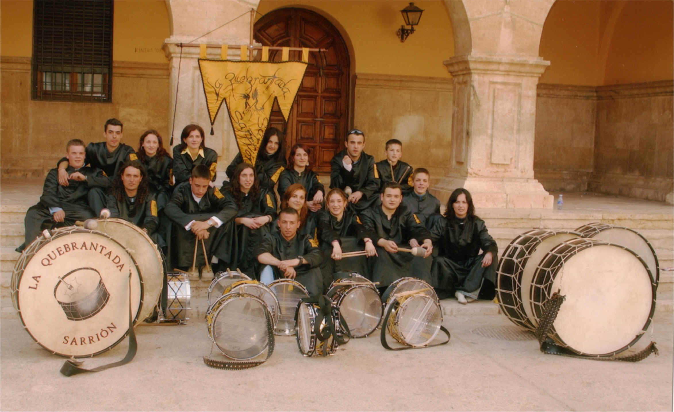 La quebrantada - tambores y bombos