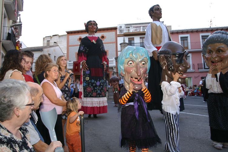 Gigantes y Cabezudos