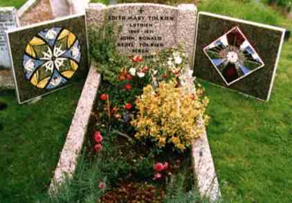 JRR Tolkiens grave.