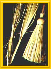 Escobas de Palmito (Sot de Chera)