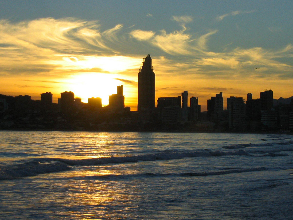 La ciudad al atardecer