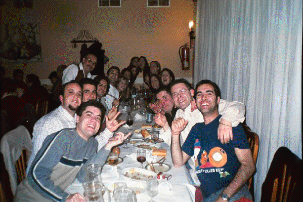 Mary, Elvira, Ruthy,Maria (prima de Ana), Miguel
Pepe, Javi, Duri, Pati, Toni, Juanky, Raul, Alba, Ana, Rebeca