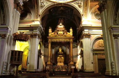 Interior de la Iglesia de la Inmaculada