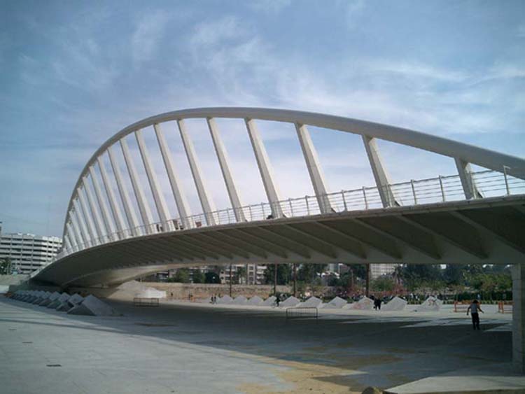 Puentes y Jardines