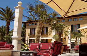 VISTA LATERAL DEL HOTEL SON VIDA