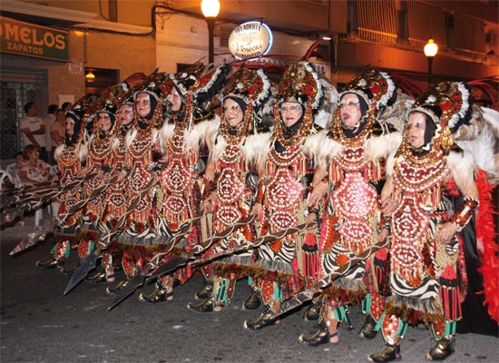 escuadra mora